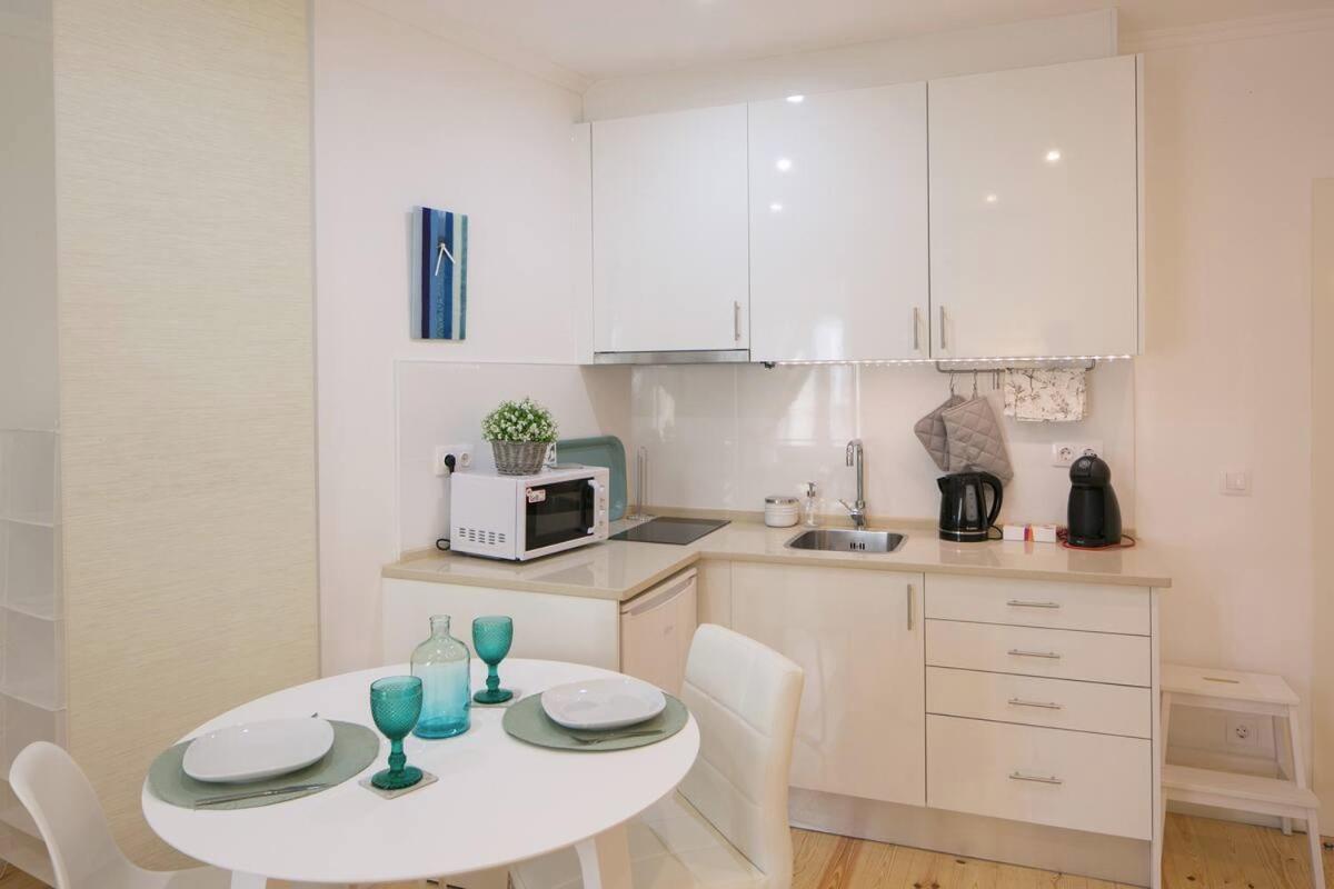 Central Turquoise Studio Apartment Lisboa Екстериор снимка